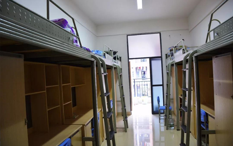 湖南汽车工程职业大学