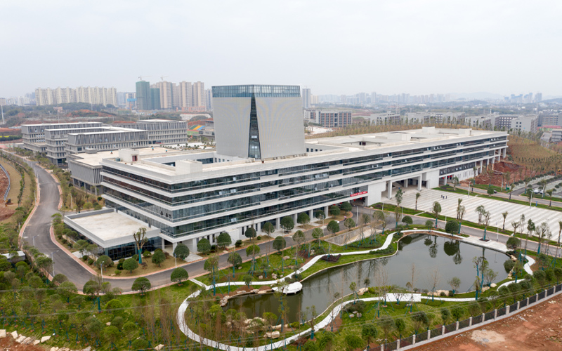 湖南汽车工程职业大学