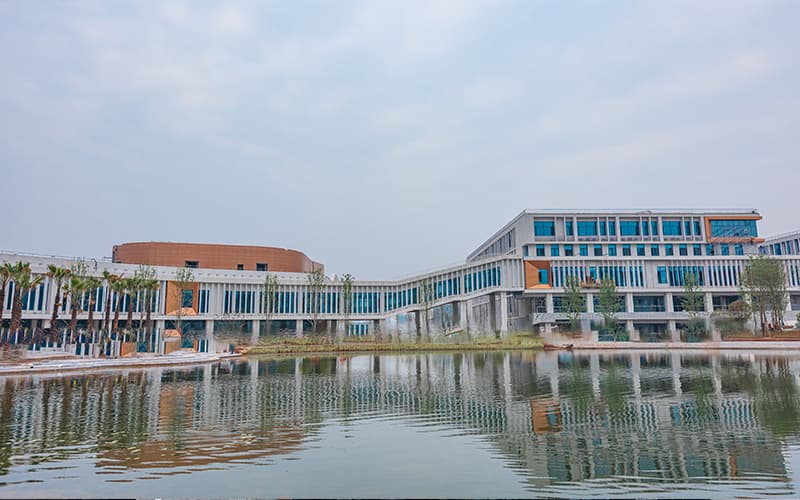 成都外国语学院