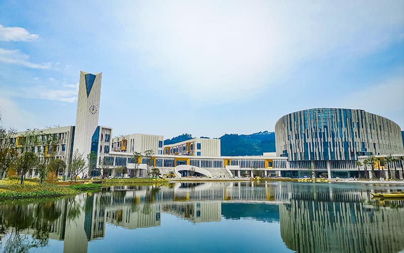 成都外国语学院