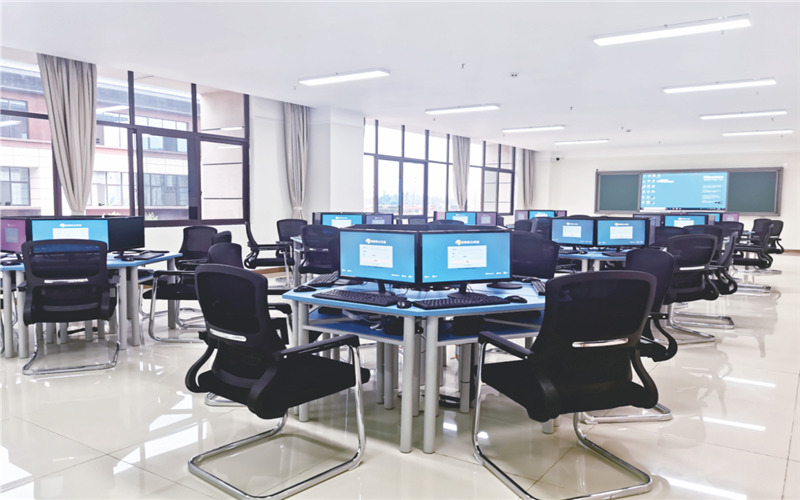 重庆智能工程职业学院