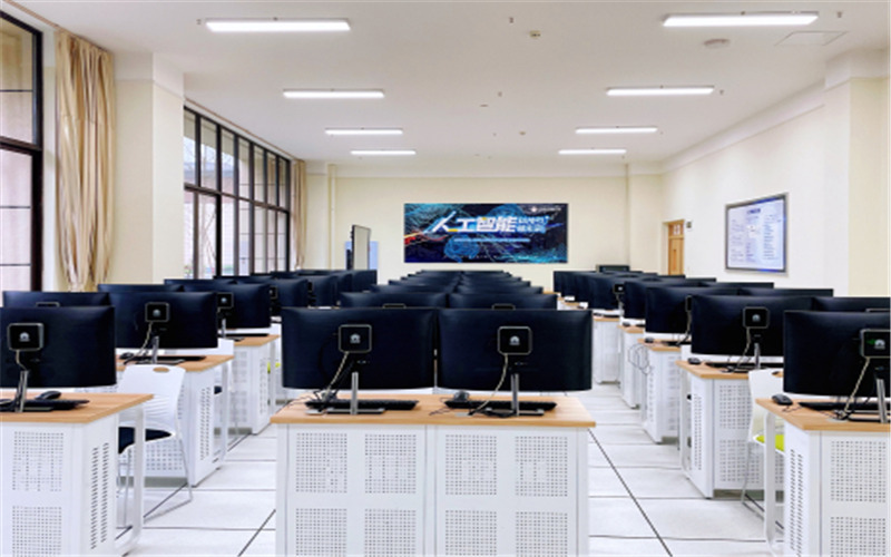 重庆智能工程职业学院