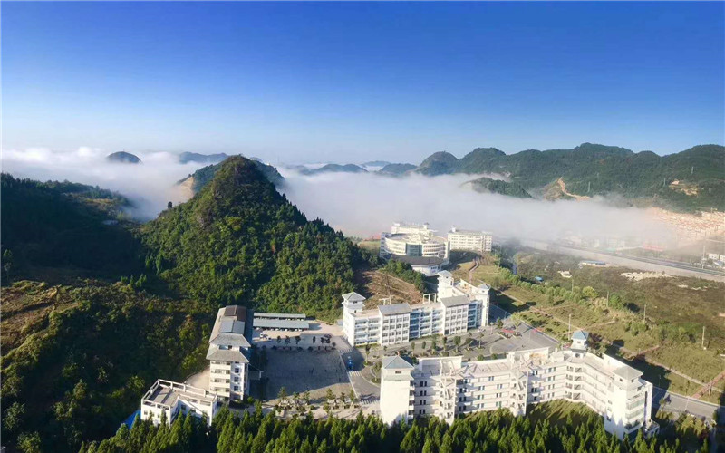 铜仁职业技术学院