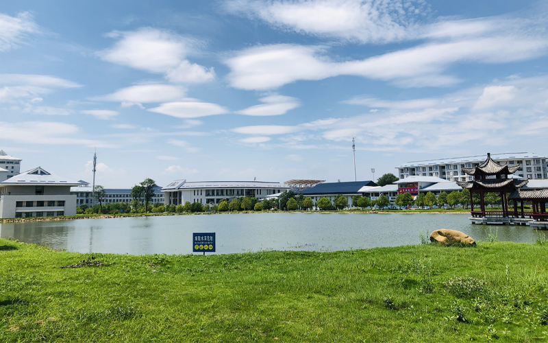 信阳职业技术学院