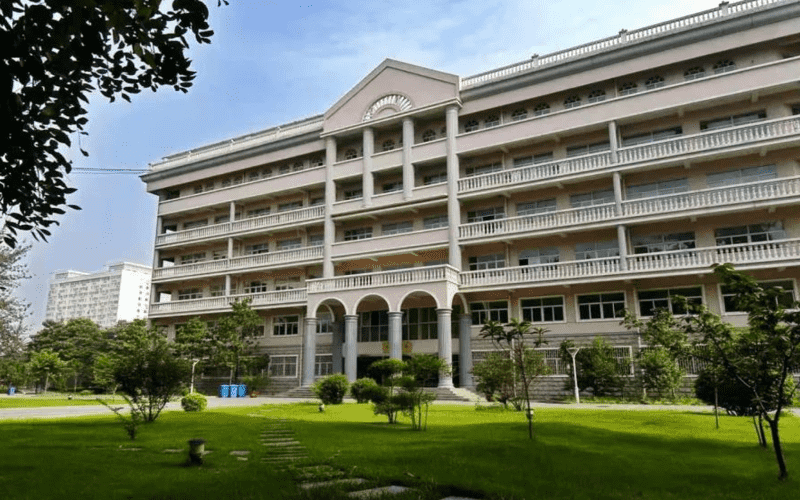 郑州亚欧交通职业学院