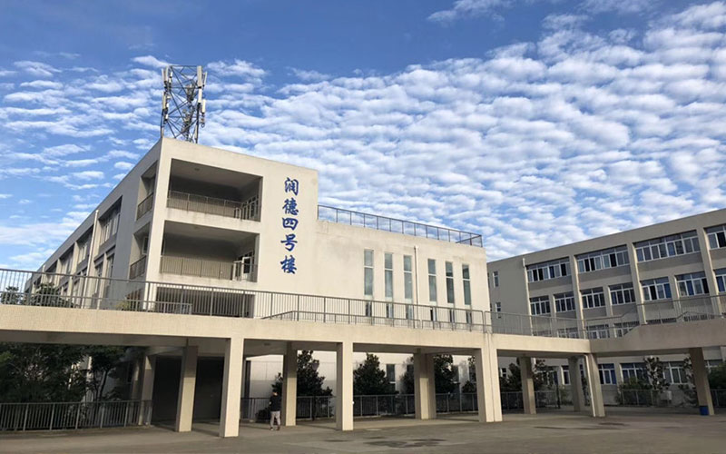 成都工业职业技术学院