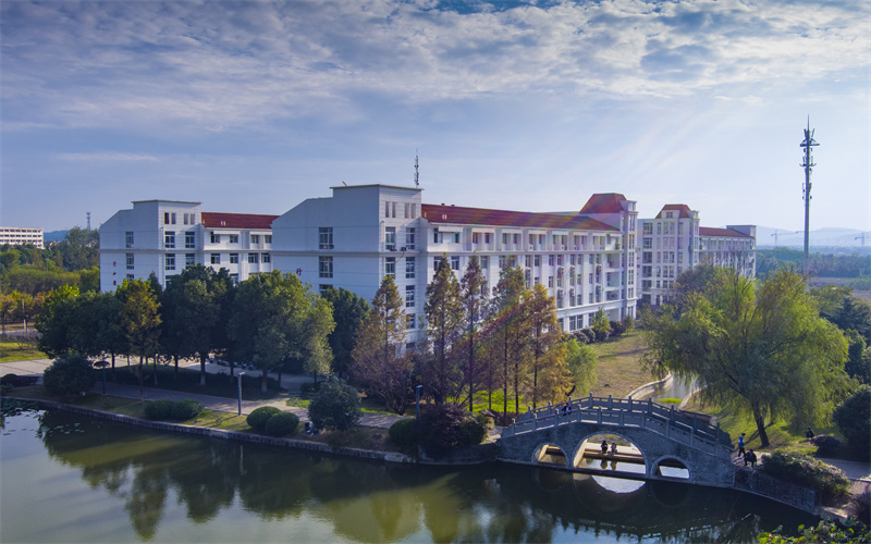 安徽文达信息工程学院