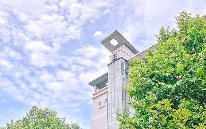 四川电影电视学院