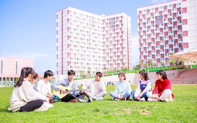 云南医药健康职业学院