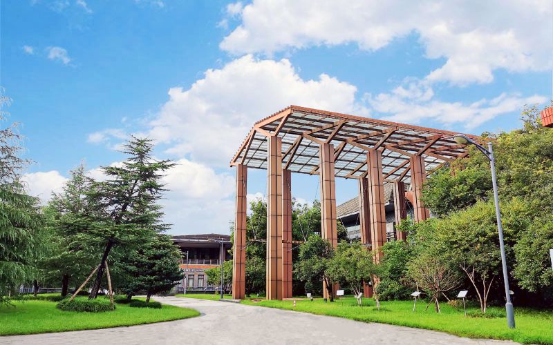 杭州万向职业技术学院