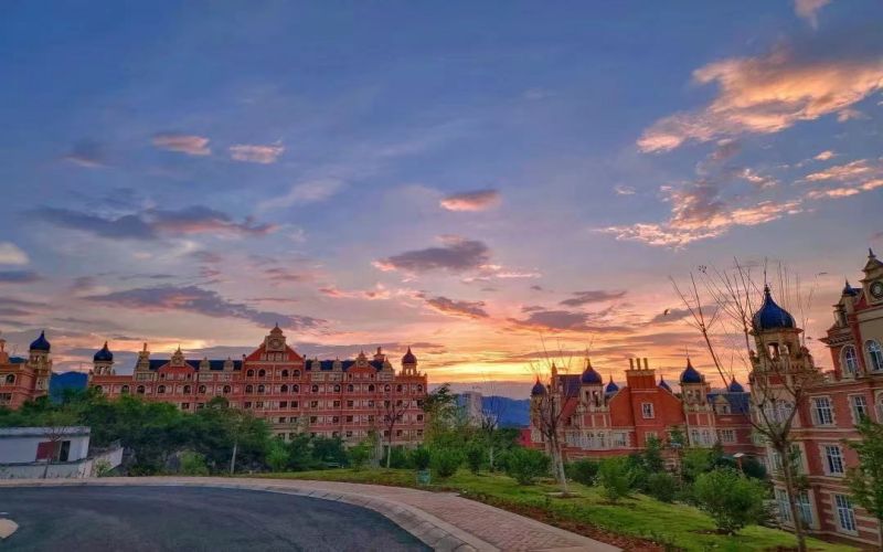 贵州应用技术职业学院