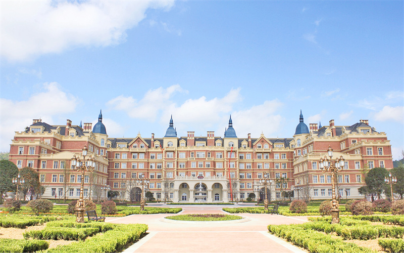 贵州黔南科技学院