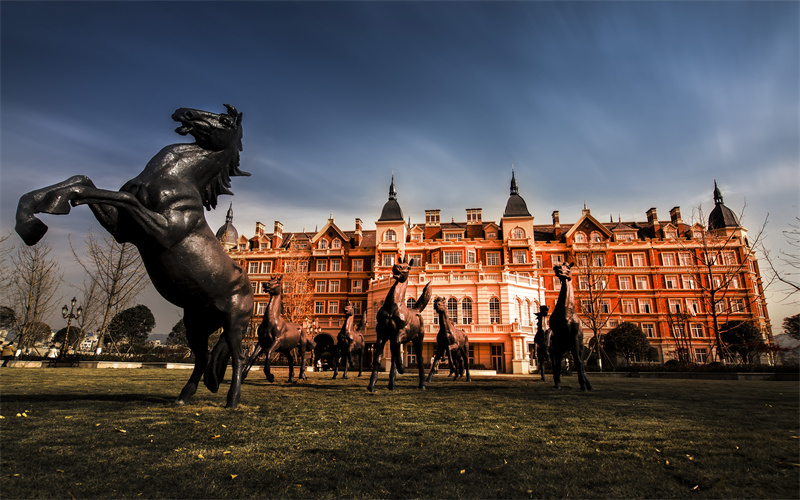 贵州黔南科技学院