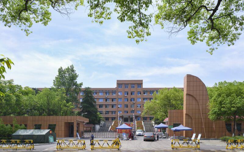 娄底幼儿师范高等专科学校