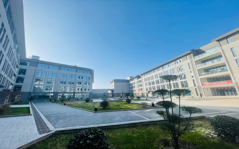 郑州医药健康职业学院