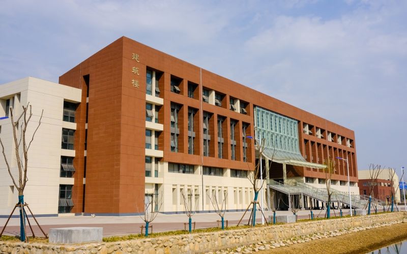 阜阳职业技术学院