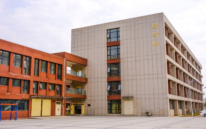 阜阳职业技术学院