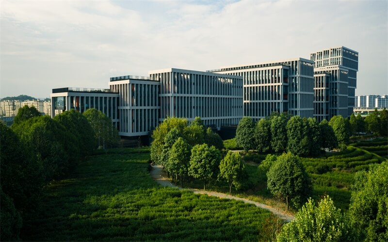 景德镇艺术职业大学