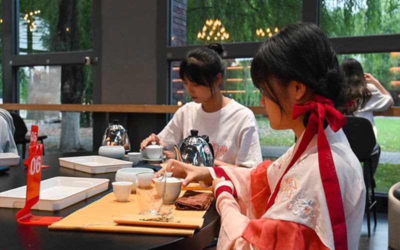 四川大学锦江学院