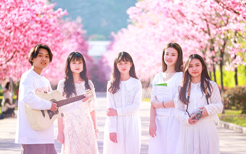 云南医药健康职业学院