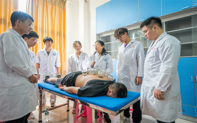 江西中医药高等专科学校