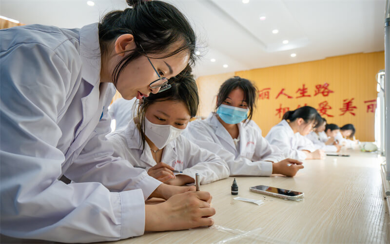 江西中医药高等专科学校