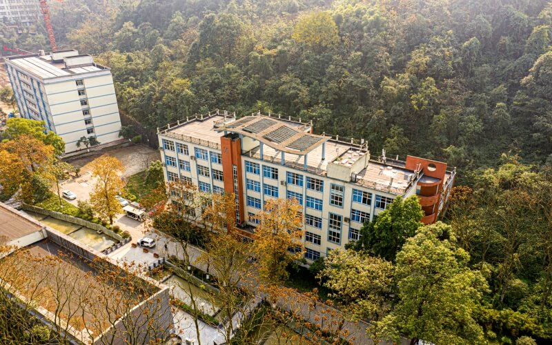 重庆人文科技学院