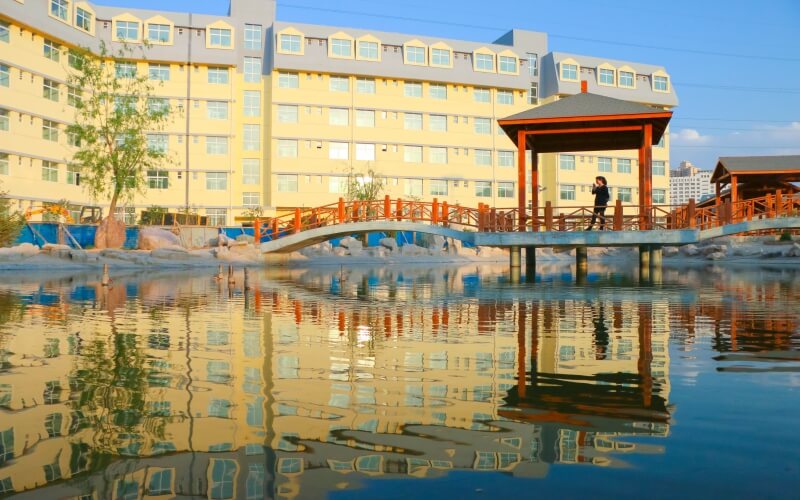 兰州博文科技学院