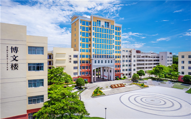 广西英华国际职业学院