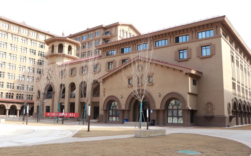 郑州智能科技职业学院