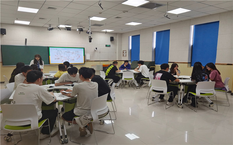 西安高新科技职业学院