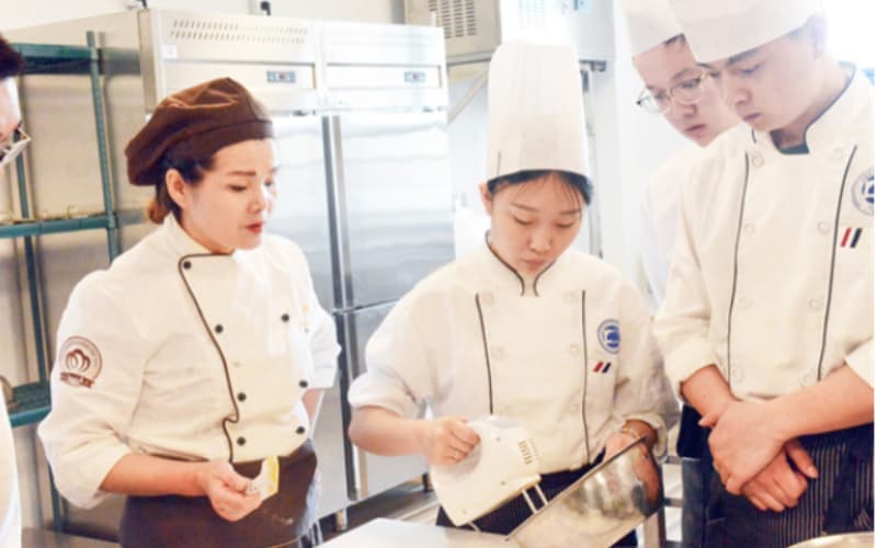 成都银杏酒店管理学院