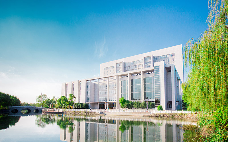 扬州工业职业技术学院