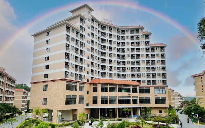 广州东华职业学院