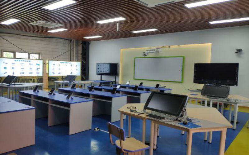 上海震旦职业学院