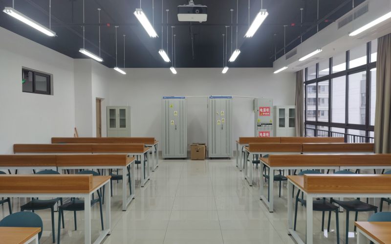 重庆航天职业技术学院