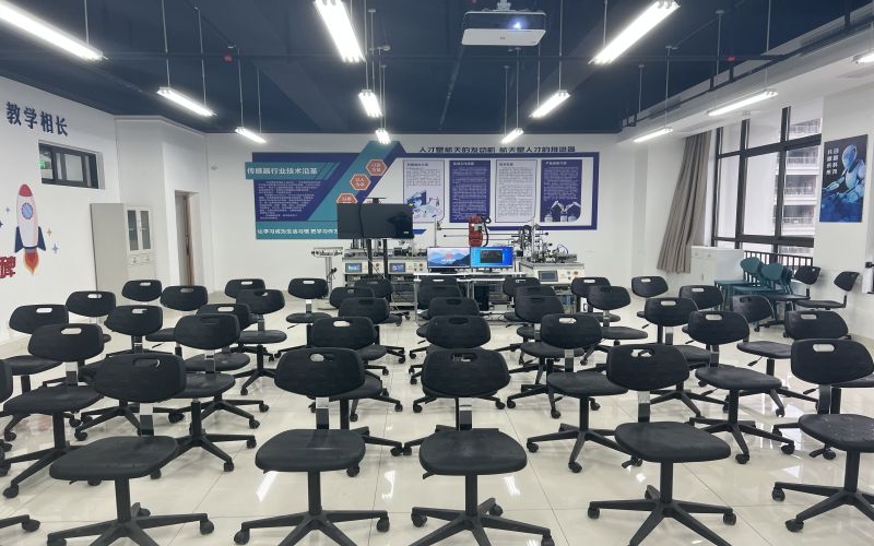 重庆航天职业技术学院