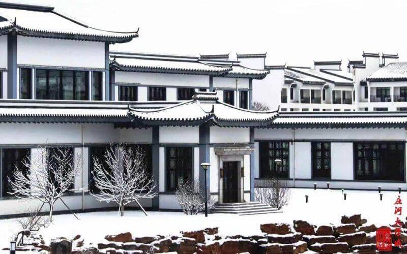 大连工业大学艺术与信息工程学院