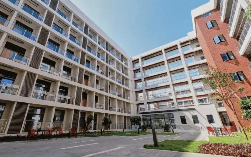 海南比勒费尔德应用科学大学