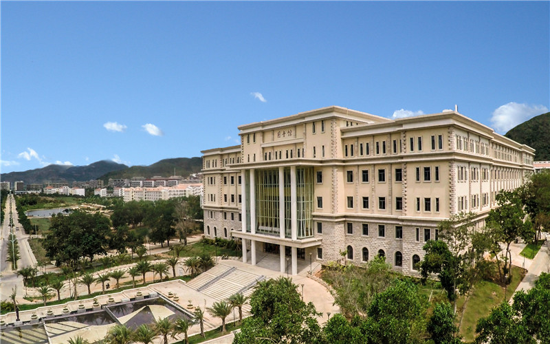 三亚理工职业学院