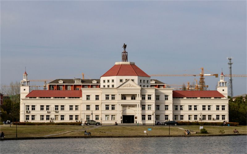 安徽外国语学院