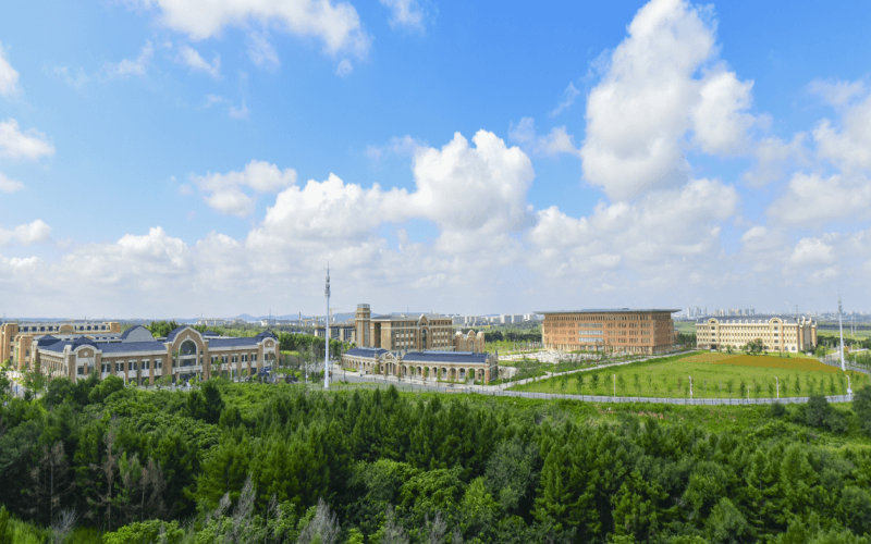 长春金融高等专科学校