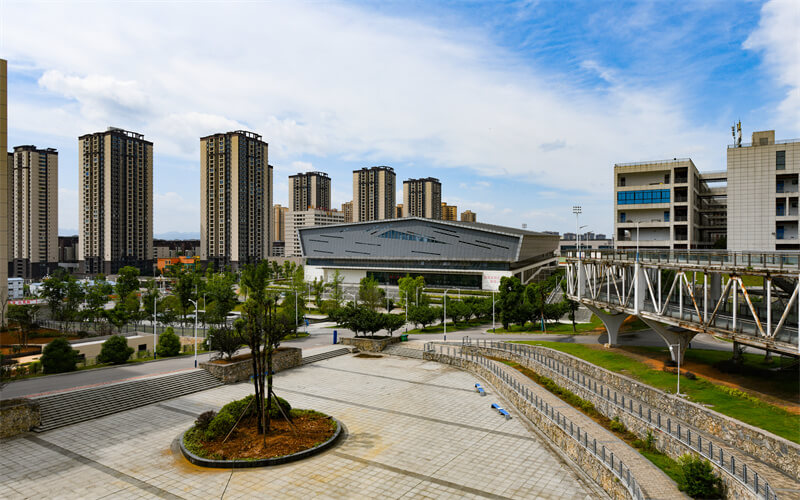 贵州健康职业学院