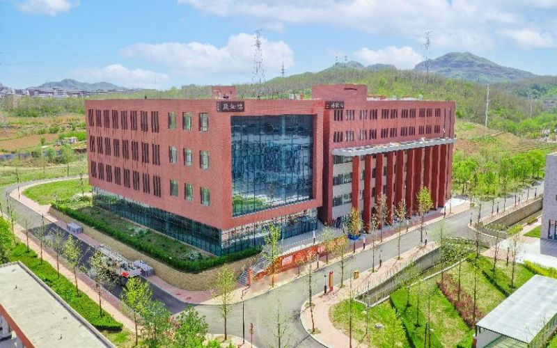 辽宁中医药大学