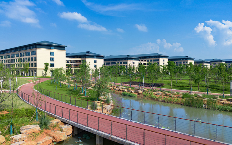 湖北工程职业学院