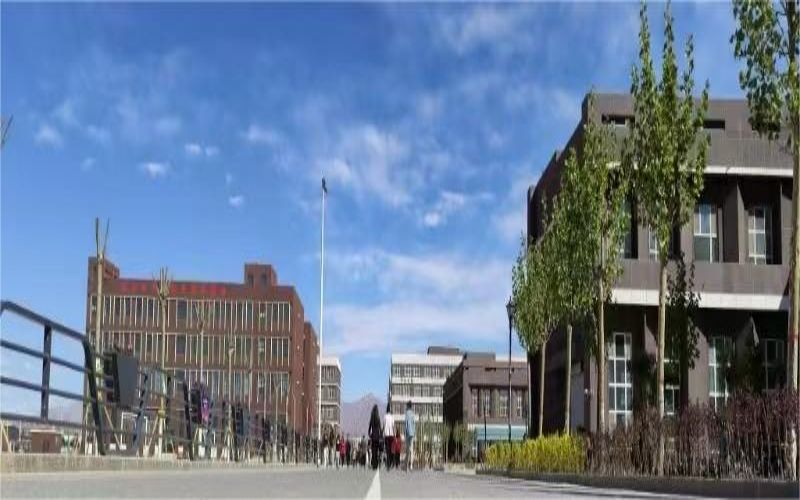 阿克苏工业职业技术学院