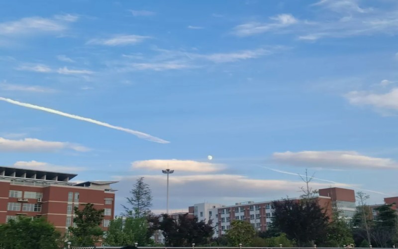 郑州轨道工程职业学院