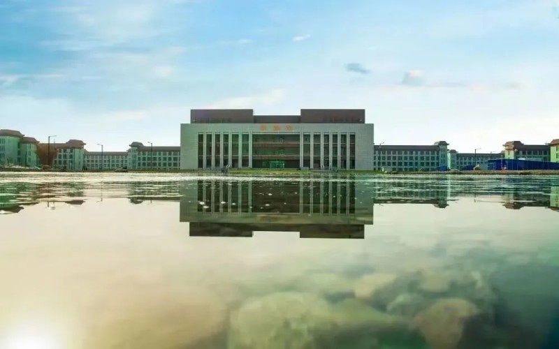 新疆生产建设兵团兴新职业技术学院