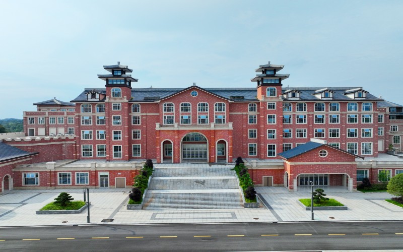 长沙医药健康职业学院