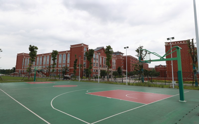 长沙医药健康职业学院